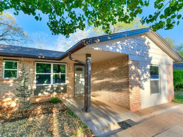 700 N 5th St, Noble, OK 73068