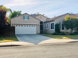 1070 N Coventry Ave, Clovis, CA