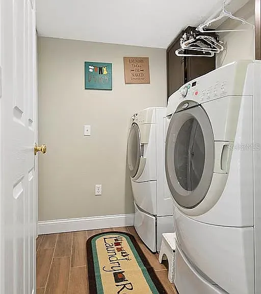 3498 Coachman Dr — Photo 15