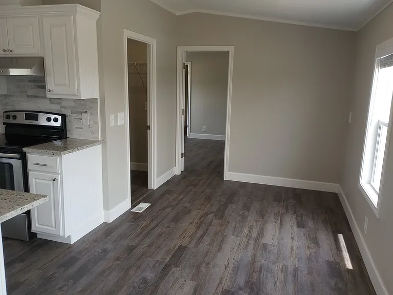 5697 Highway 71 S — Photo 11