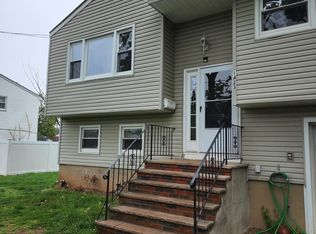 1423 Seminole Rd, North Brunswick, NJ 08902