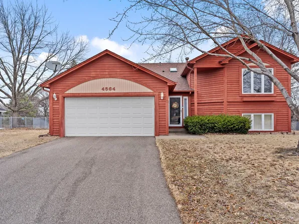 4564 W 131st St, Savage, MN 55378