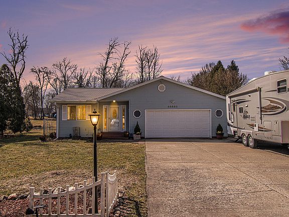 2nd image of 68880 Circle Dr