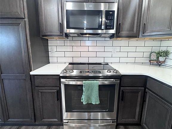 3rd image of 9019 Idell Creek Ln