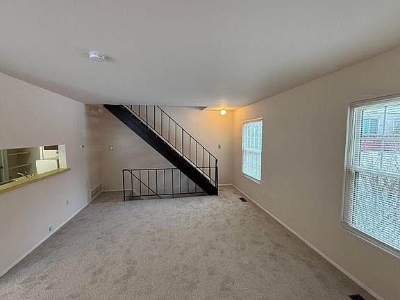 2nd image of 32 Mission Wood Way