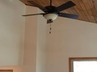 N32W22020 Hill N Dale Cir, Pewaukee, WI 53072