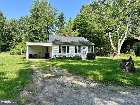 3rd image of 4137 Barrett Pl