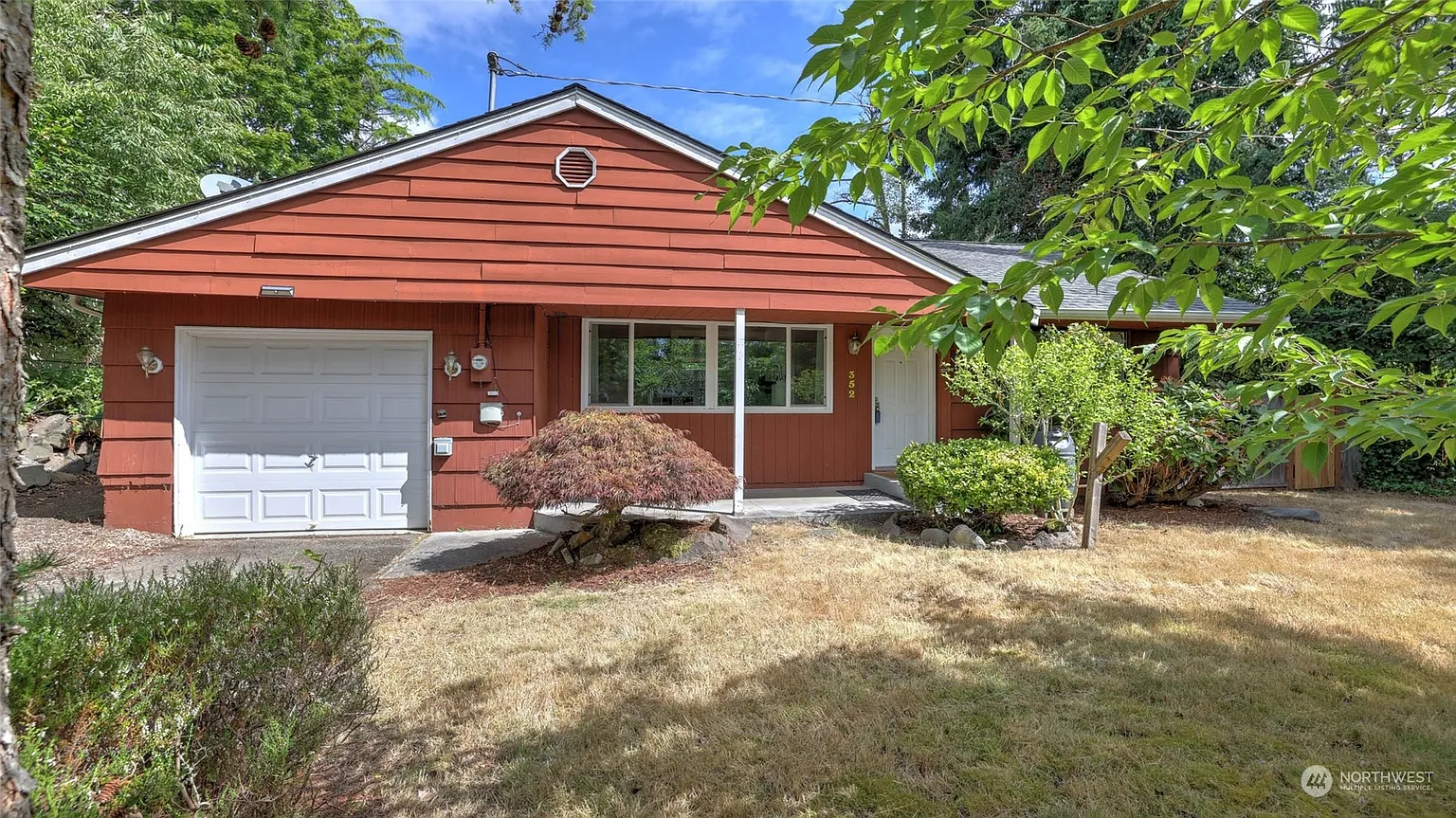 352 NE 192nd Street photo 1