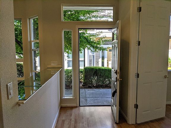 4th image of 2068 Folle Blanche Dr