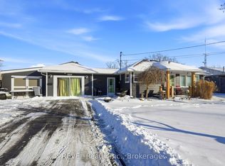 1150 Pettit Rd, Fort Erie, ON L2A5A3