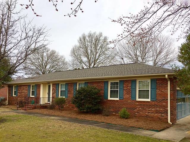 1st image of 102 Coventry Dr