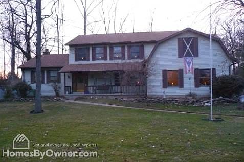 1st image of 1663 Southwood Dr