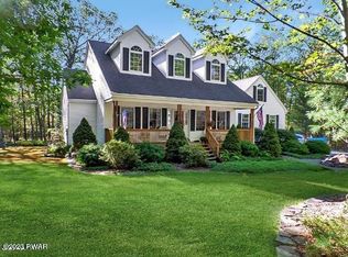 117 Marquise Dr, Tafton, PA 18464