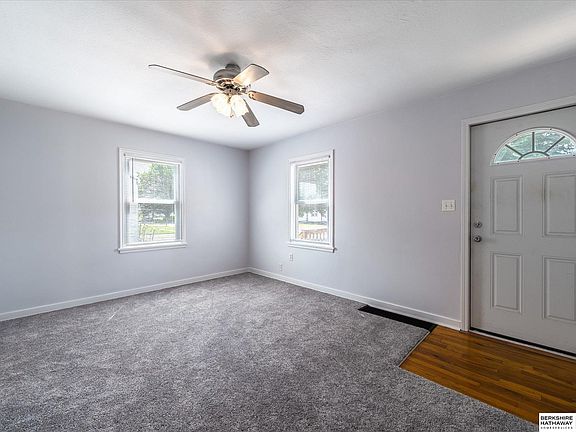 3rd image of 3512 Avenue E