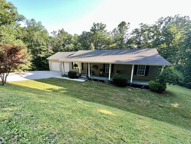 1st image of 397 Mansfield Ln