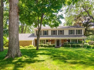 33 Dukes Ln, Lincolnshire, IL, 60069
