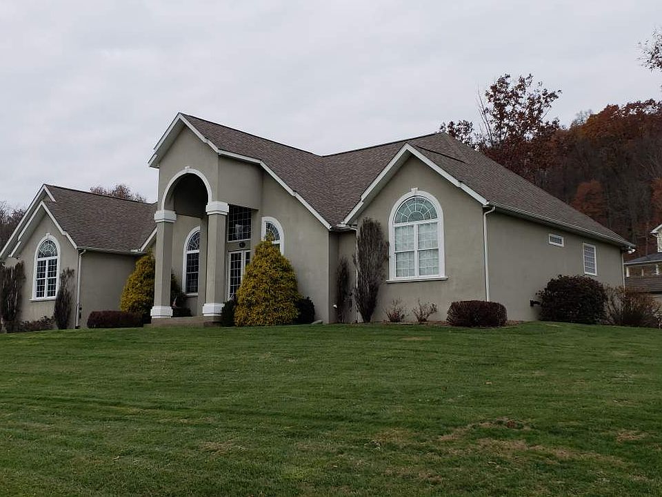 1st image of 205 Jenna Dr NE