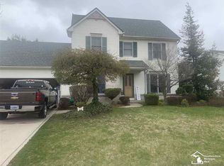 1864 Bragden Dr, Temperance, MI 48182