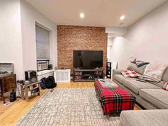 Rented by Living New York