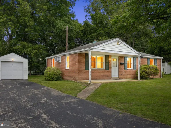 819 Cherry Ln, Plymouth Meeting, PA 19462