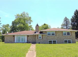 1360 Saint Johns Rd, Colliers, WV 26035