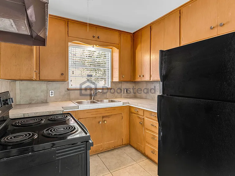 8507 Contour Dr — Photo 9