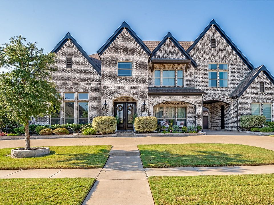 1st image of 1640 Cypress Lake Ln