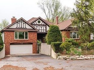 4208 Venard Rd, Downers Grove, IL 60515