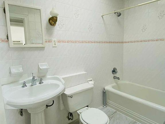 4th image of 30-88 23rd St #2