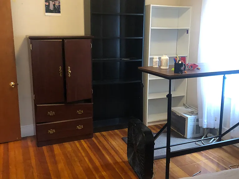 88 Lowell St #1 — Photo 11
