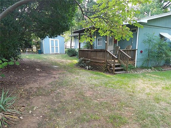 4th image of 68 Friar Tuck Dr