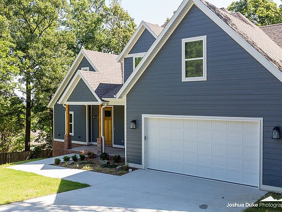 2nd image of 1146 E Columbus Pl