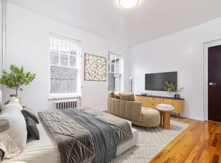 90 Bank St APT 4C, New York, NY 10014