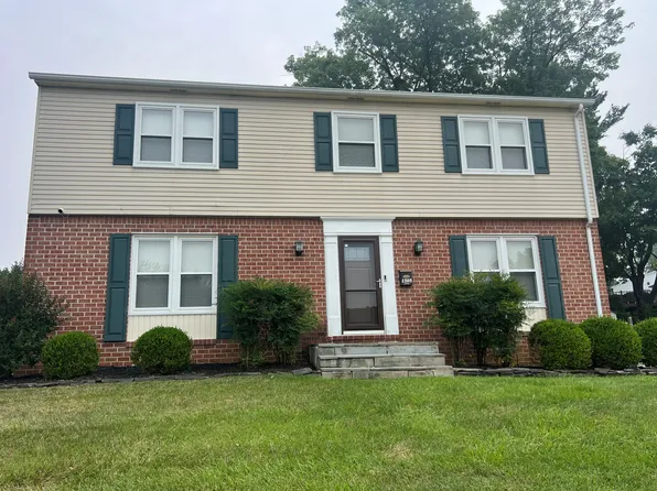 1305 Pleasant Valley Dr, Baltimore, MD 21228