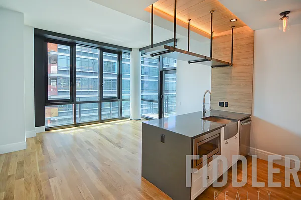 Rented by The KCI Group | media 44