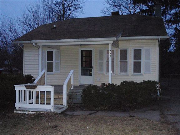 2nd image of 240 N Ann St