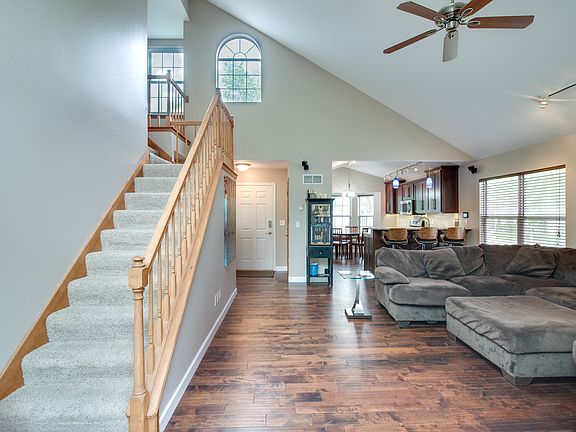 4th image of 1526 Strawberry Glen Ct