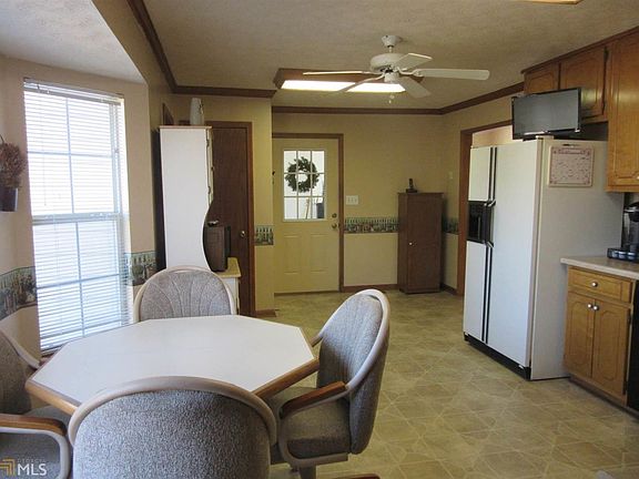 4th image of 336 Golden Acres Dr