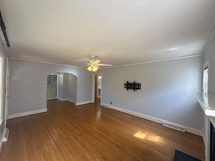 4 bed, 2.5 bath, 1522 sqft, $2,900 — Photo 3