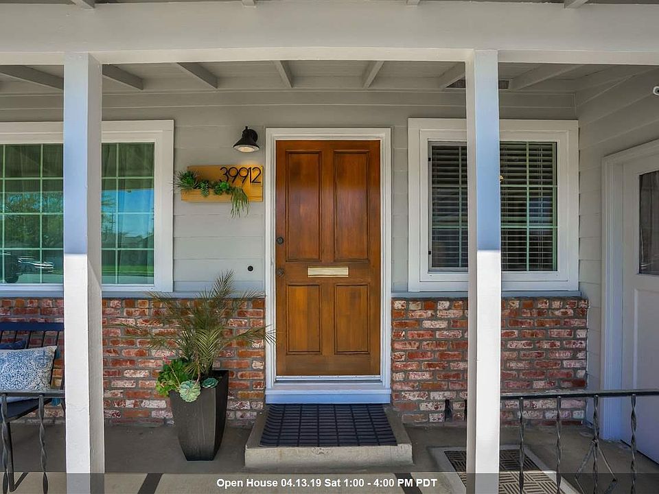 1st image of 39912 Wyatt Ln