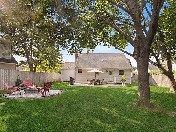 3rd image of 153 Greenwood Dr