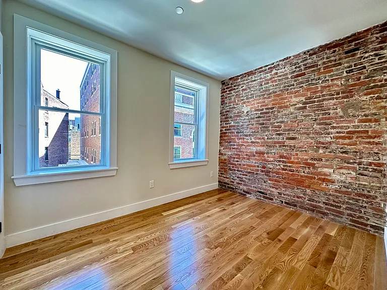 64 N Margin St #3 — Photo 7