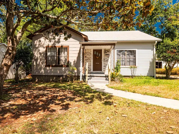 1214 W Block St, El Dorado, AR 71730