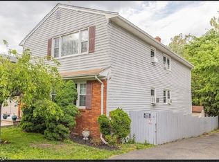 555 Jackson Ave, Rahway, NJ 07065
