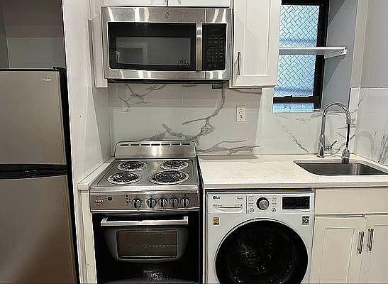 1st image of 311 E 109th St #1