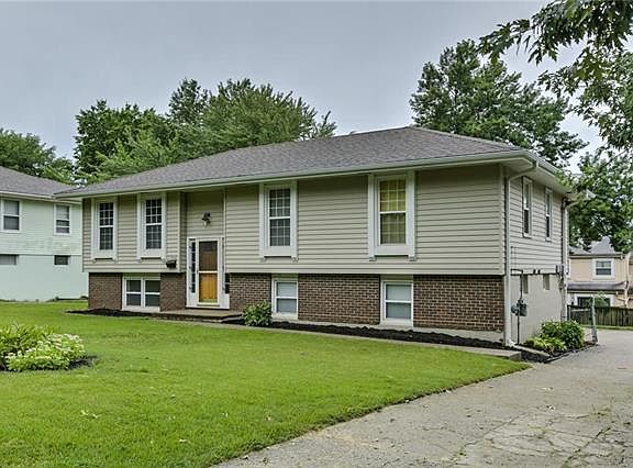 2nd image of 11508 Palmer Ave