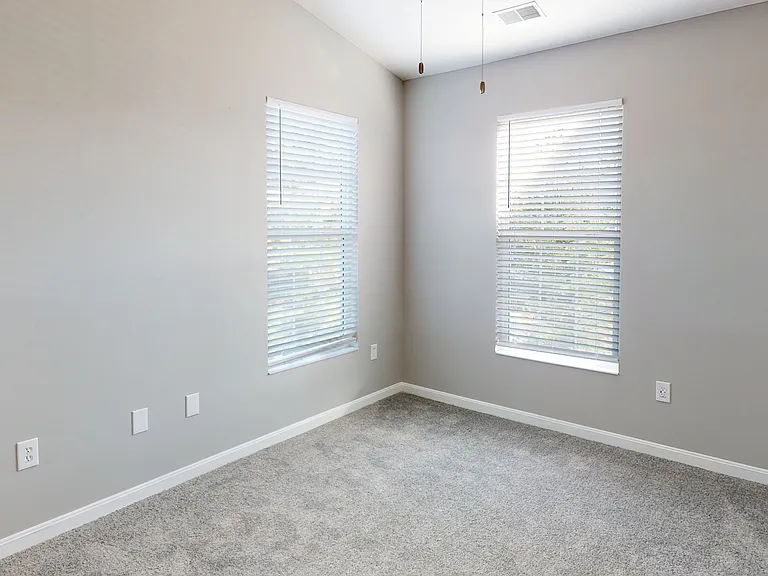 Brookside Park Apartments — Photo 20
