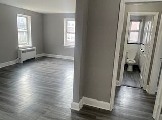 305A Putnam St, Bridgeport, CT 06608