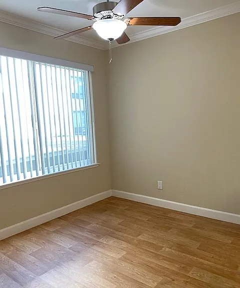 1029 El Camino Real #2 — Photo 10