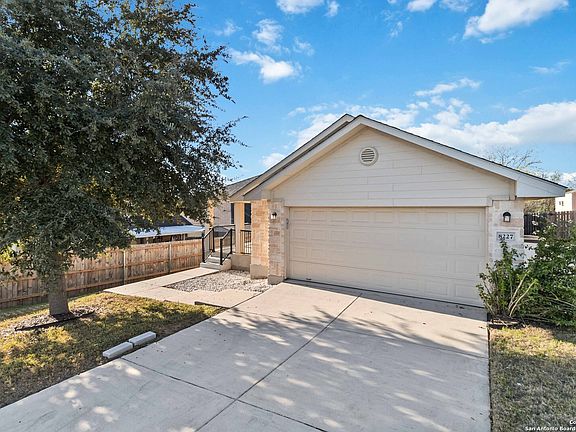 2nd image of 8227 PIONEER OAK
